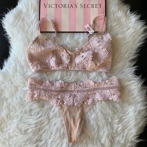 Brand new Victoria’s Secret lace Lingerie set